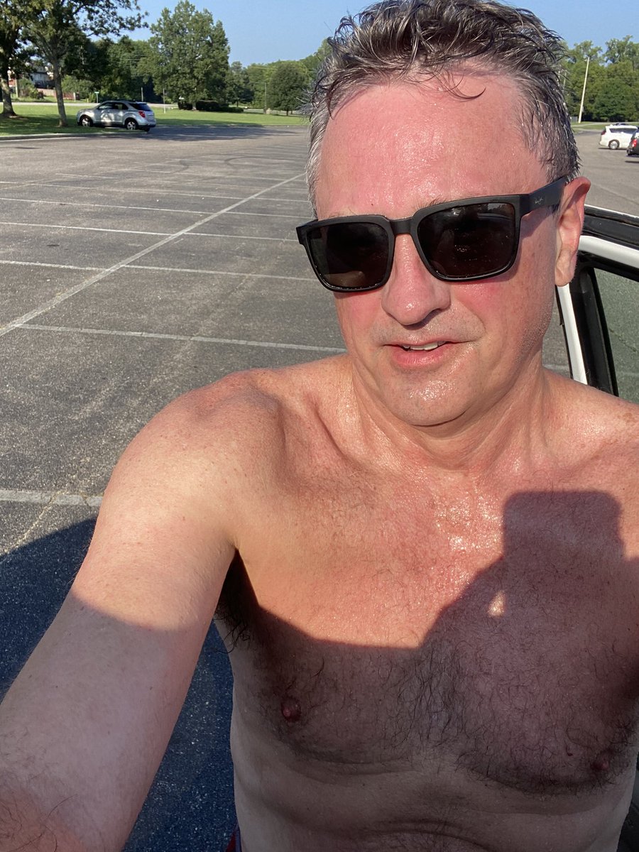 Bama26Point2's tweet image. 7:19am * 75°F * Finally got myself out for a hot run * 5 miles in 49:53 at Heardmont Park * Enjoy your Sunday! #runchat #runner #runcoach