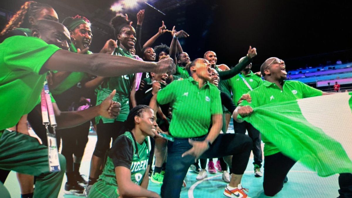 quelle performance des Tigresses Nigérianes 🏀🐯qualifiées pour les 1/4 🔥🔥🔥cc <a href="/terrieBennedict/">Wani Muganguzi ( mwana mboka)</a> 
#Paris2024