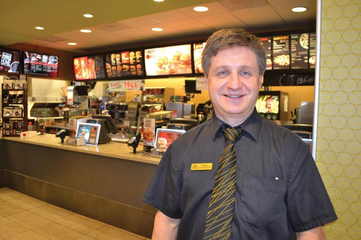 zackvoell's tweet image. “welcome back diamond hands, how was the moon?”