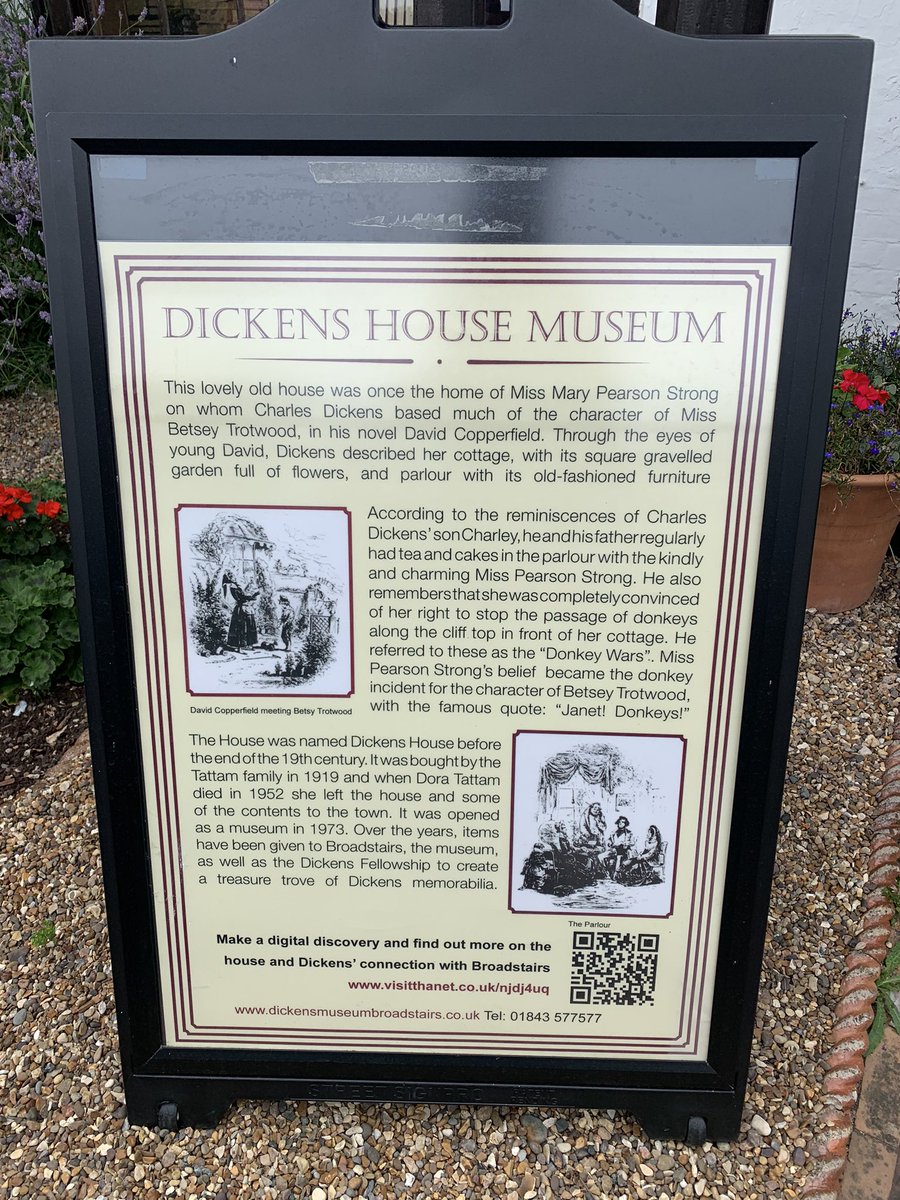 SandwichJunior's tweet photo. Miss Dutton reading ‘somewhere to do with a famous writer’. Outside Betsey Trotwood’s house from Charles Dickens’ David Copperfield in Broadstairs #SJSSummerReadingChallenge https://t.co/rls4qNJths