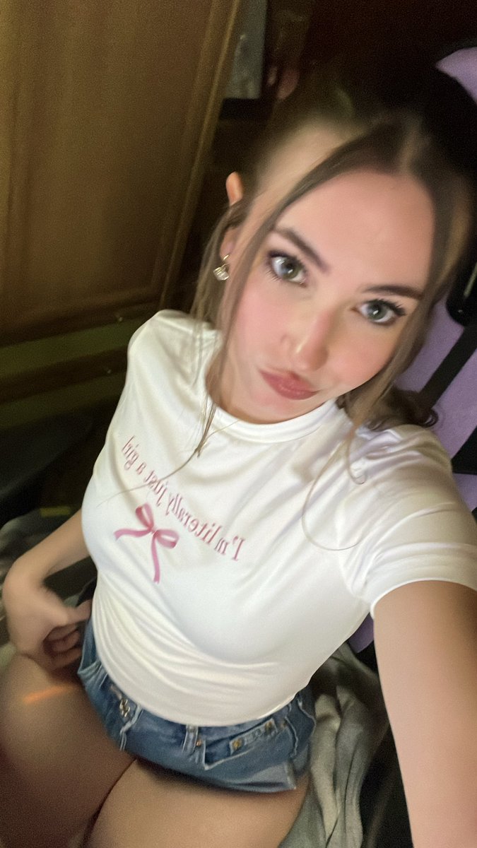 >.<