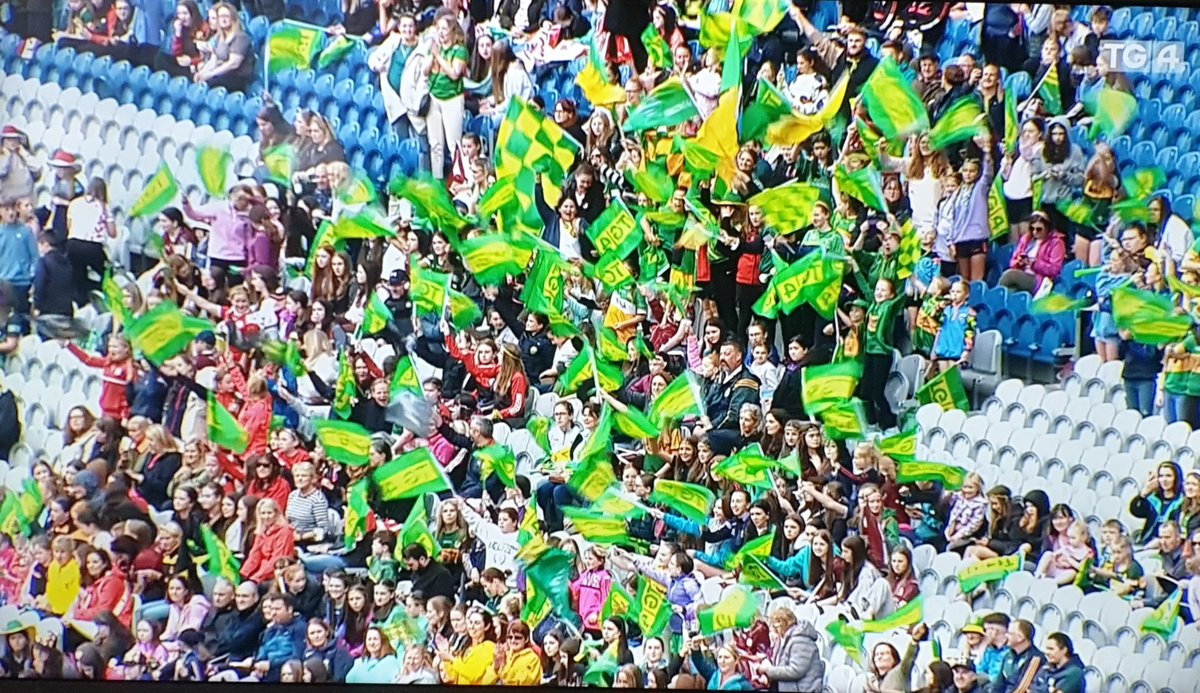 LeitrimLGFA's tweet photo. ALL IRELAND CHAMPIONS ๐๐
๐TG4 All-Ireland Intermediate Final
#ProperFan #LeitrimLadies #LEIvTYR
BEO/LIVE AR @TG4TV ๐บ
Savage support as always !!!
Liatroim Abรบ
๐๐ https://t.co/eYeRxH5Huy