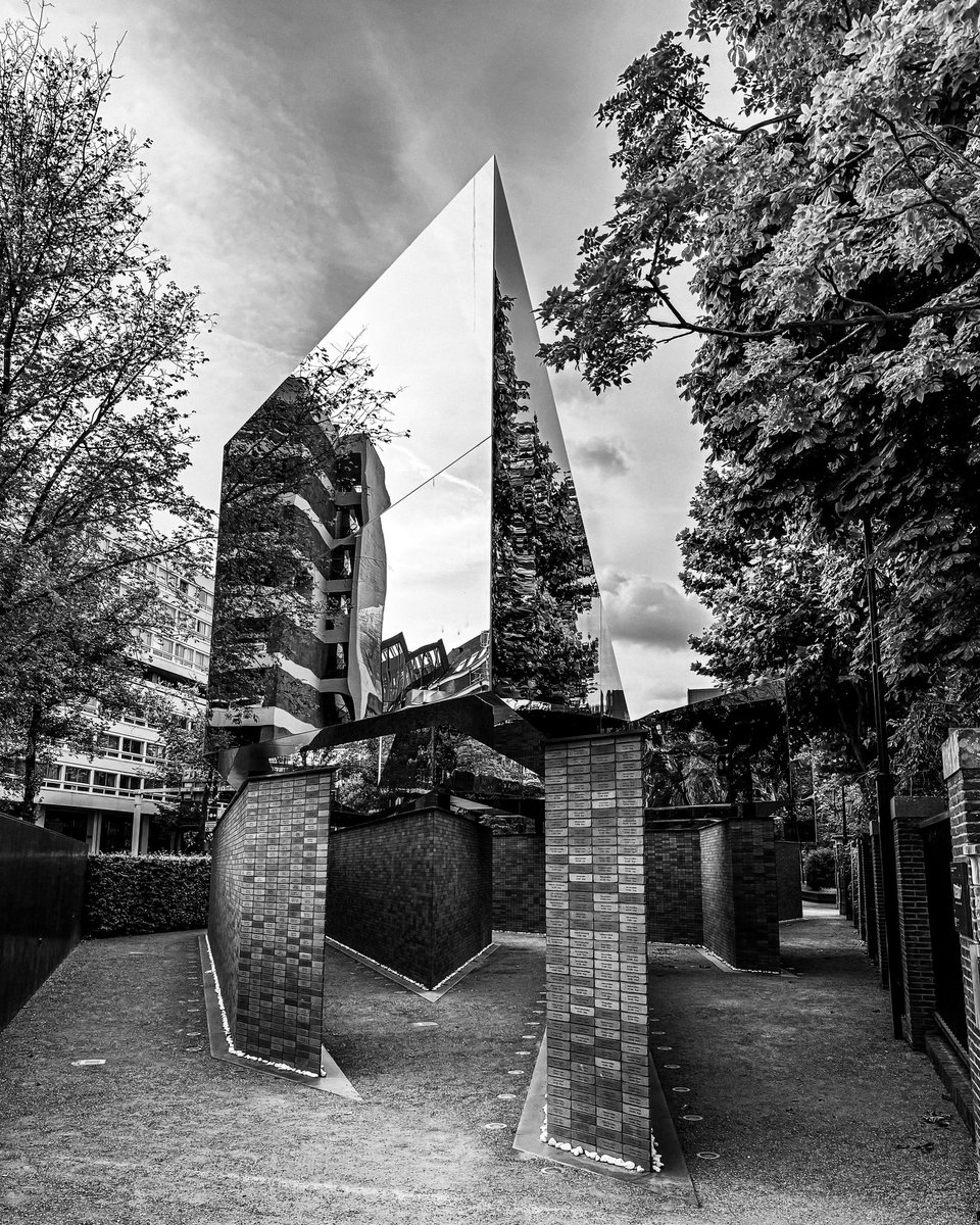 rumpel_1's tweet photo. #artphotography #archilovers #visualoflife #streetlife #architecturephotography #fineartphotography #blackandwhitephotography #blackandwhite #blacknwhite #reflection #streets_storytelling #urbanlandscape #urbanphotography #landscapephotography #urbanart #urbanjungle #amsterdam https://t.co/y5xlfzXpus