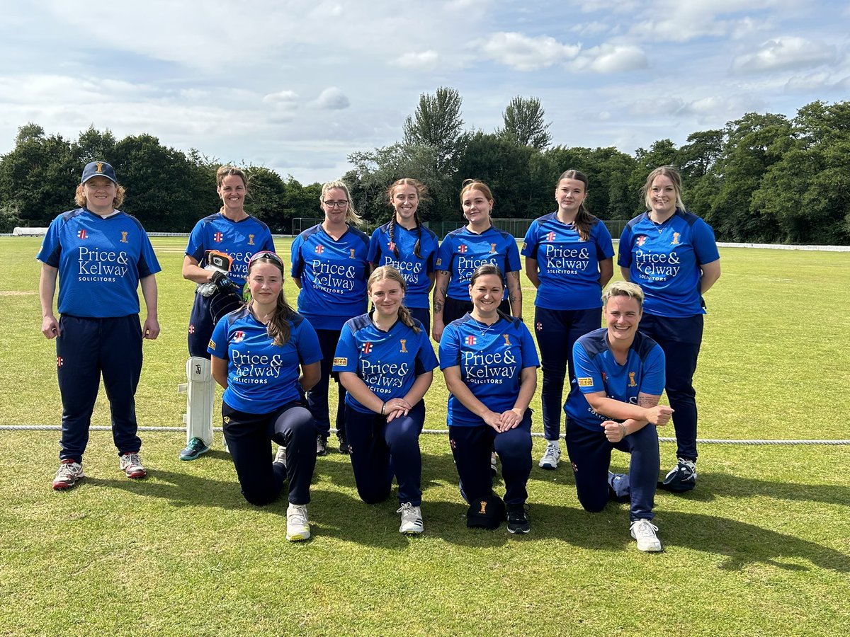 Pembrokeshire Ladies Cricket League tweet media