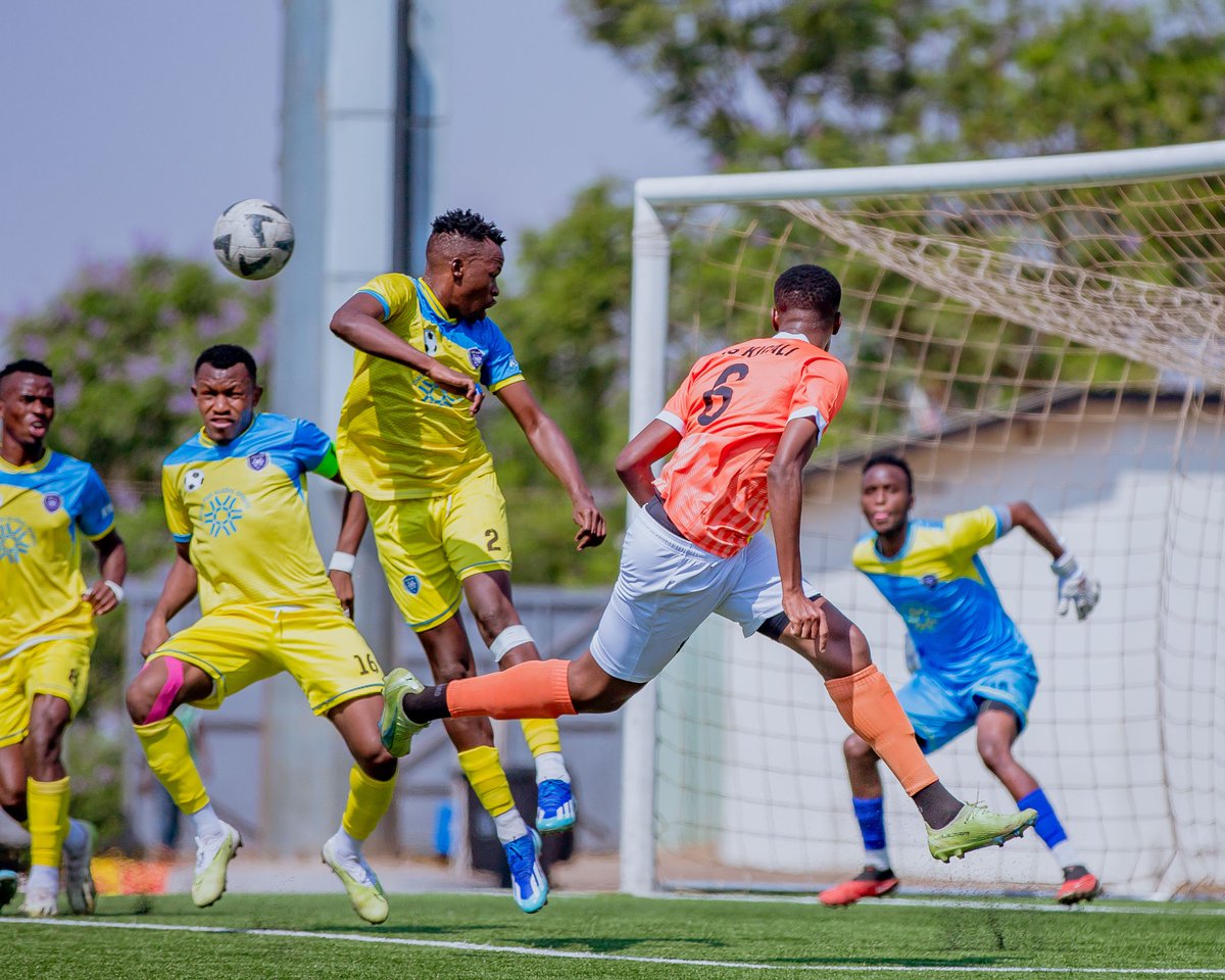 JeanJulesUwiman's tweet photo. #KTSports
🚨Sports News🚨
#ClubFriendlyGame
FT:
AS Kigali 0-0 Amagaju FC
AS Kigali izatangira shampiyona tariki 16 Kanama 2024 yakirwa na Kiyovu Sports mu gihe Amagaju FC azakirwa na Bugesera FC tariki 15 Kanama 2024, saa cyenda.
@ktradiorw https://t.co/h1V9wkp2KE