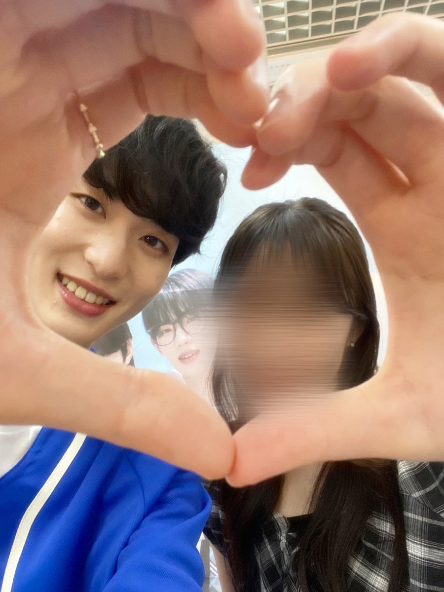 ___knko2's tweet photo. 20240804

정말 행복한 날이었어..ㅠㅠ🤍

#FANTASYBOYS #김우석 https://t.co/8QyjuP3DuI