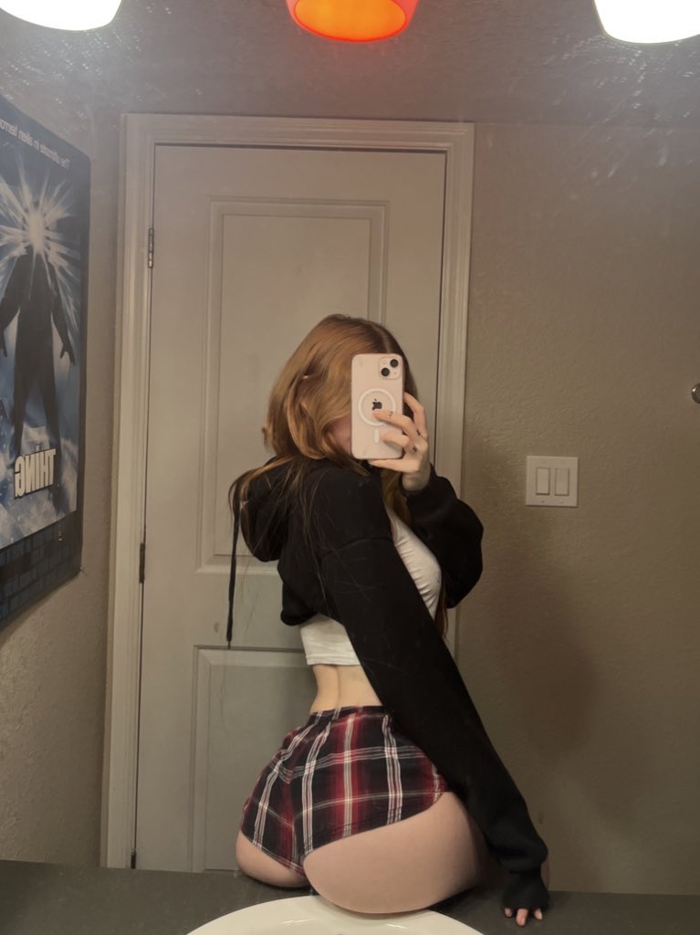 good morning rate the pjs https://t.co/zkwktRsbJd