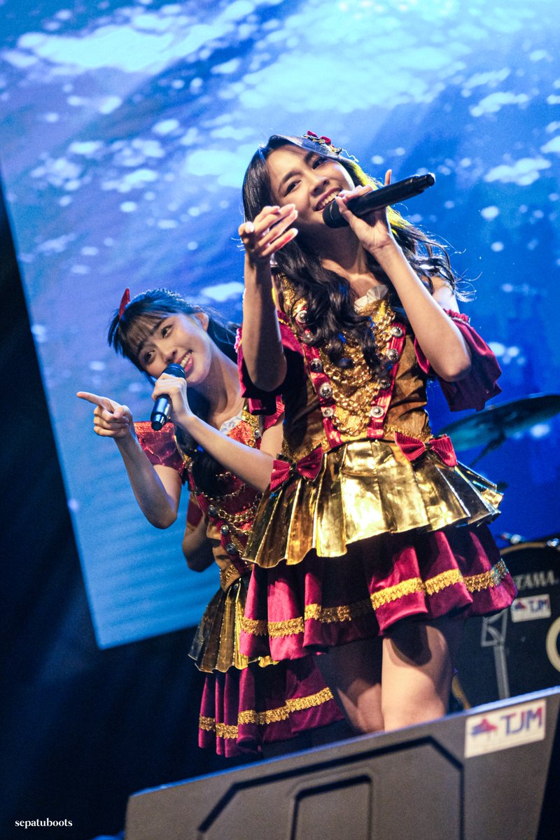 JKT48 @ Jakcloth Summer Fest 2024

Pointing at you. <a href="/A_GitaJKT48/">Gita Sekar Andarini</a> <a href="/AM_EllaJKT48/">gabriela abigail</a>