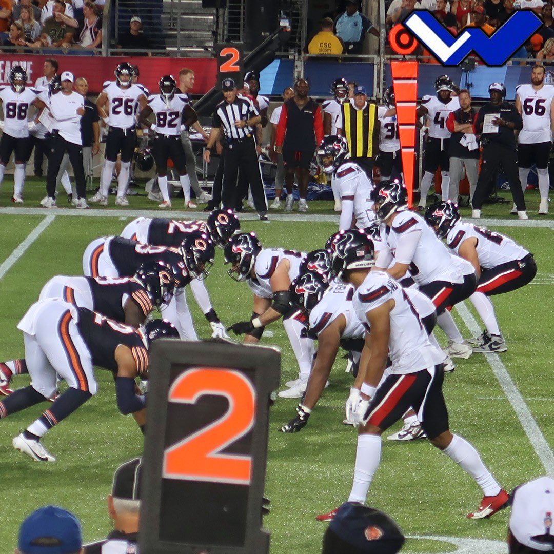 LilWeb26's tweet photo. Lil Web’s 2024 Summer Football Tour 🏈
Stop #8 - 📍Canton, OH

One of my favorite stop on this tour was the Pro Football Hall of Fame to see the Chicago Bears vs Houston Texans game last Thursday night.

Here’s some photos from the game! 📷

#HallofFameGame #SummerFootballTour https://t.co/BaFIDJn7PK