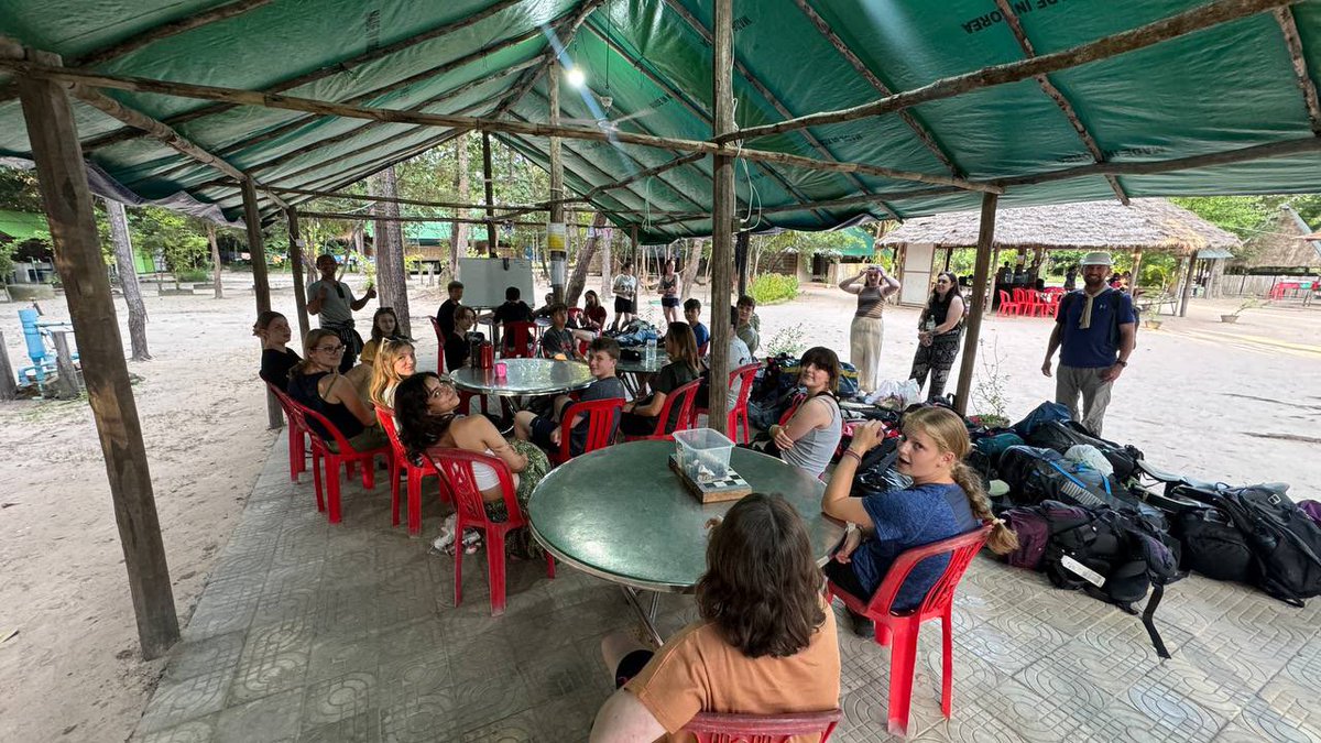 CampCambodia's tweet photo. Student #TeamTonsay have arrived at camp Beng Pae 
#Campseffect 
#Dosomethingamazing
@CampsInt https://t.co/GnihZv3SHe