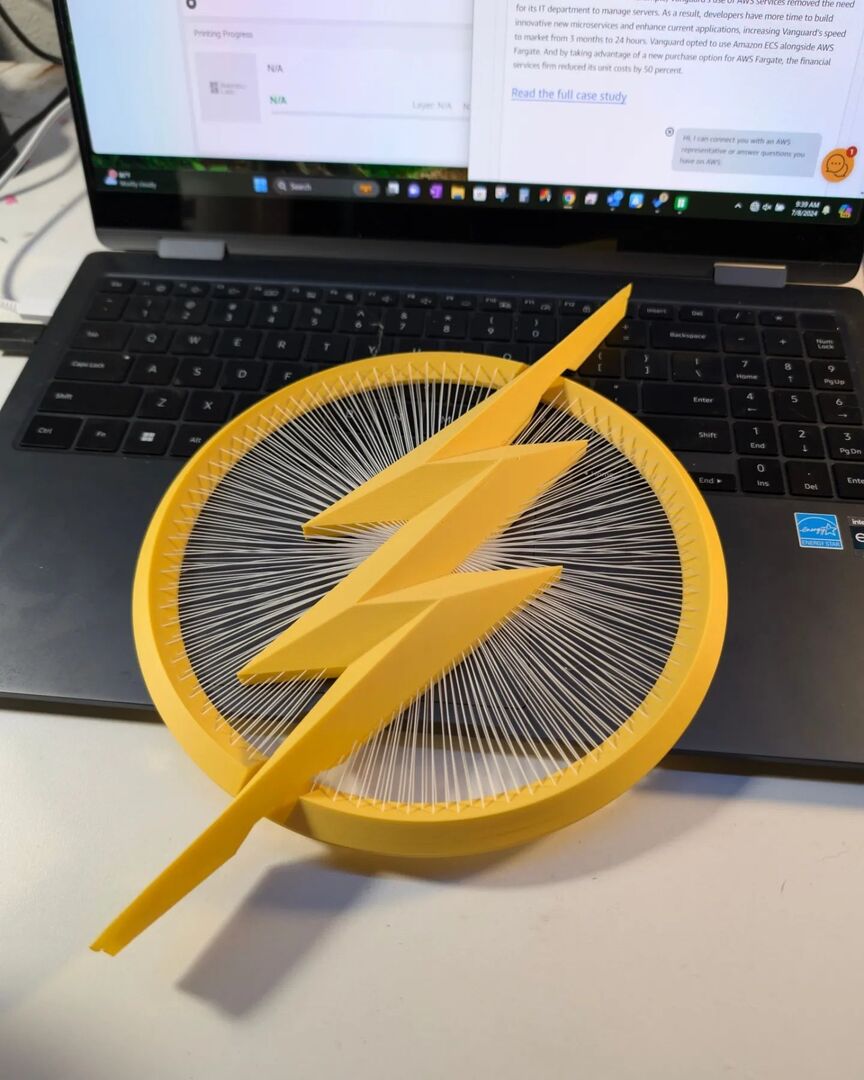 gulfcoprints's tweet photo. My oldest is a big fan of the flash at the moment so I prot Ed him this wall art #bambu #bambulabs #3dprinting #3dprinting #3dprinter #3dprinted #impressao3d #prop #3dprints #x1carbon #bambux1carbon https://t.co/2pOfPvRyb0