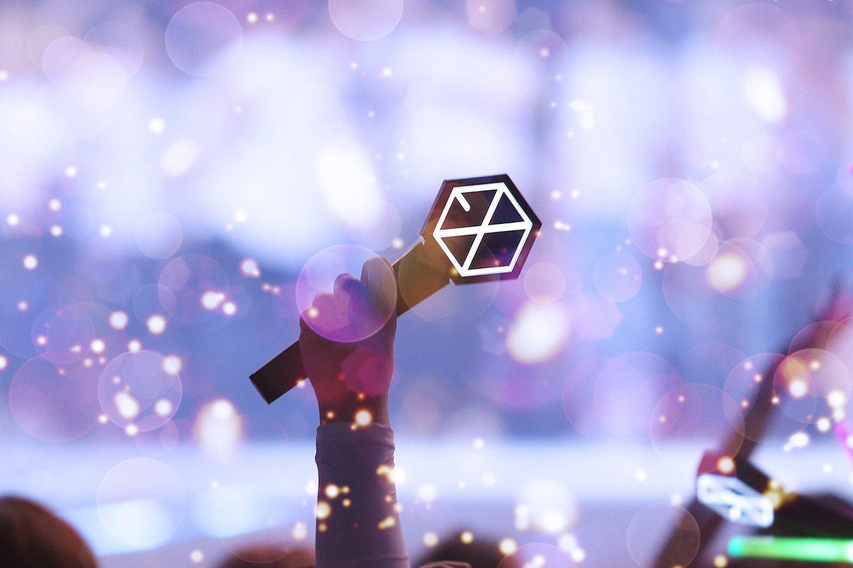allllkpop_'s tweet photo. My dear EXO-L Happy Anniversary. We are millions of people united by the same love for one group. Let's be one forever. 

L1485 FOR LIFE
#10YearsWithEXOL #ADecadeOfEXOLove #EXOL10thAnniversary https://t.co/sKYZNBRWAj
