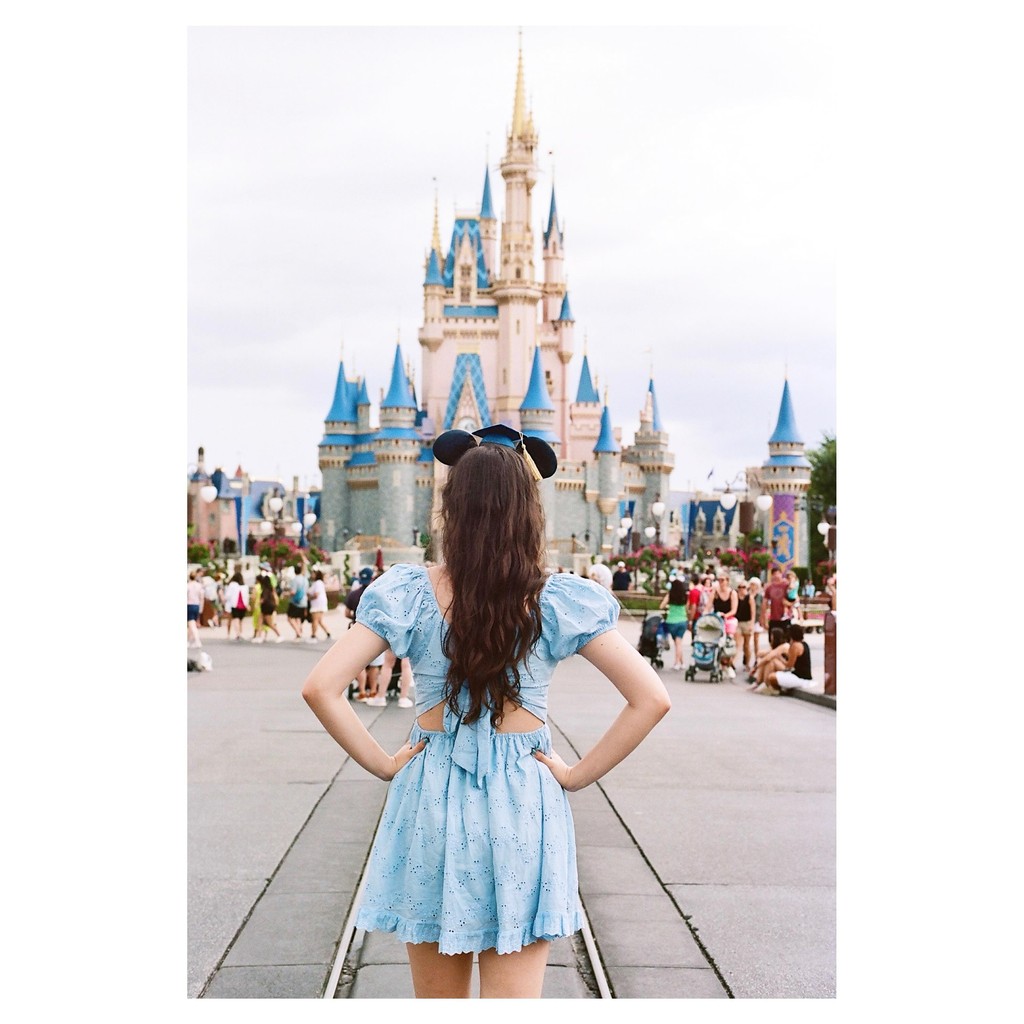Take me to the happiest place on earth⁠✨️⁠
⁠
📷 @jennyb_film⁠
⁠
Kodak Portra 160 / Nikon F4 / Richard Photo Lab⁠
⁠
⁠⁠#35mm #portra160 #nikonf4 #richardphotolab #filmphotography #madewithkodak #analogphotography #disney #waltdisneyworld #35mmphotography #120film #analog