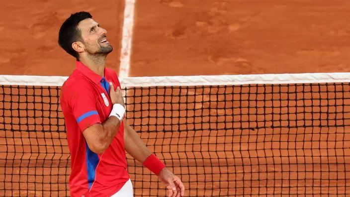 Giggs_'s tweet photo. La plus belle victoire de la carrière du meilleur joueur de l’histoire du tennis. 

Félicitations Novak Djokovic, le jeu est terminé. https://t.co/4EMh25iuZv