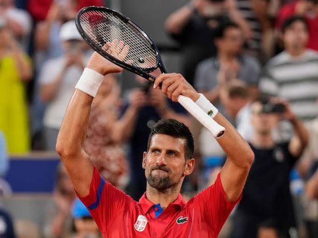 piuesportes's tweet photo. Não falta mais.

Novak Djokovic é medalha de ouro nos Jogos Olímpicos de Paris, a única conquista que faltava para a carreira do sérvio.

🥇🇷🇸 https://t.co/IWwy7p0ltf