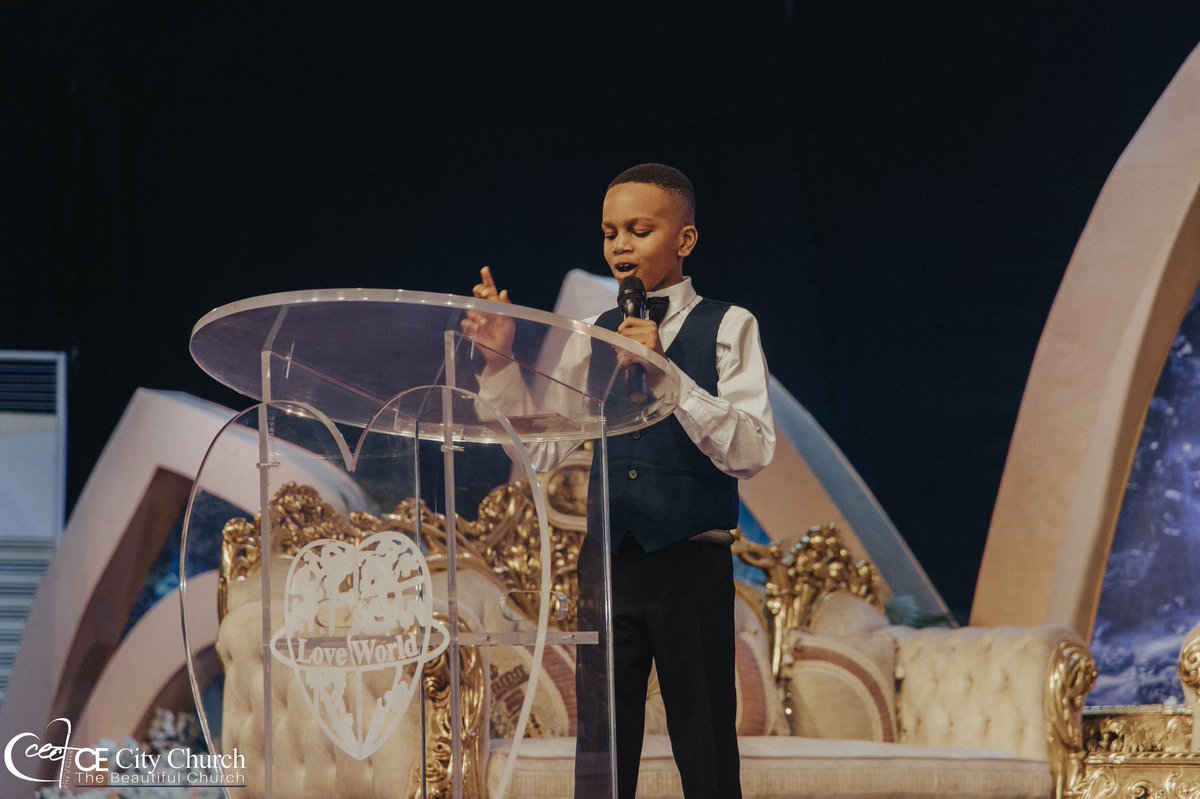 cecitychurch's tweet photo. The children were also not left out, as the led in times of praise and prayer. We prayed for children all around the world and received answers, Glory to God forevermore!!! 🙌🏾🙌🏾🙌🏾

#CECT
#Celz6
#BigChurchDay 
#ChildrenChurch https://t.co/yh1uetIASw
