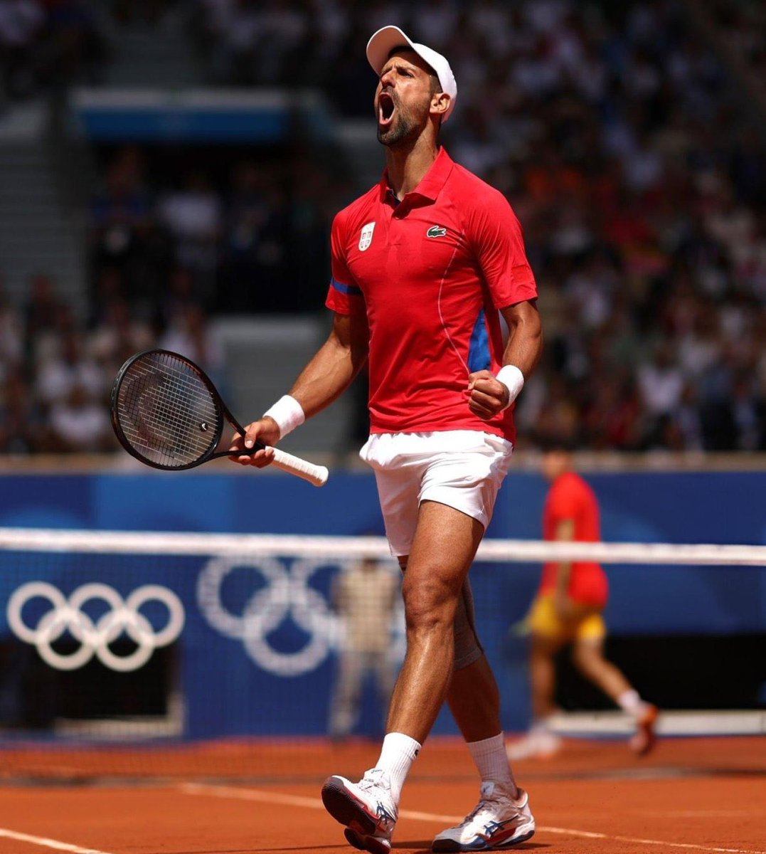 Mario Riveretti 🎩 tweet media