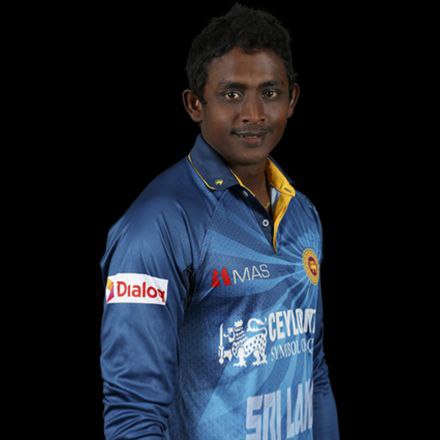 TheIndianLad_7's tweet image. Jaffrey Vandersay Today 🙇‍♂️

#INDvsSL #Vandersay