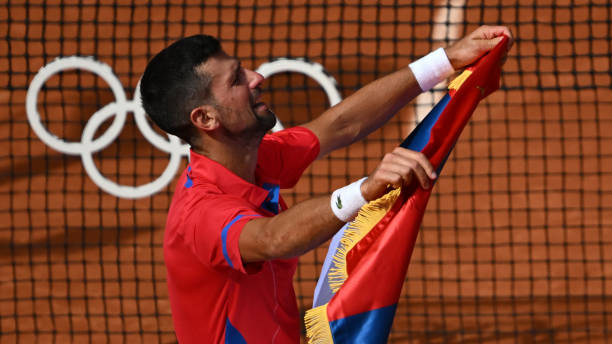 travel__Sports's tweet photo. 🎤

Millions of emotions... overwhelmed... biggest success I've ever had!  Can't wait for what's coming up in the next 48 hours!

I'm enough - 
I'm telling myself (now) because I'm pretty critical! #greatLesson

@Djokernole 🥇🇷🇸  #OlympicGames https://t.co/e3aFUaXInd