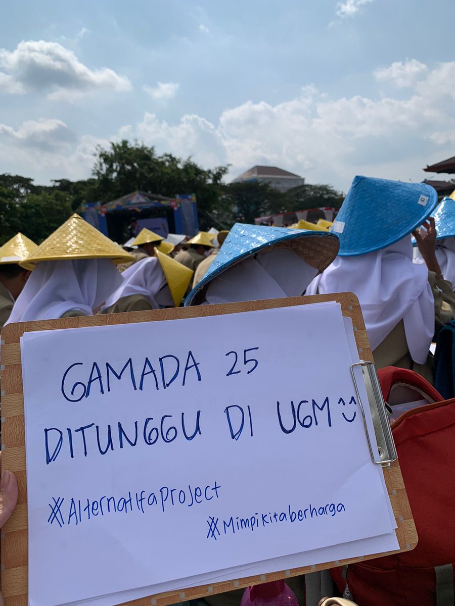 flyuwiw's tweet image. Aku tidak peduli banyak yang berbicara negatif tentang tempat belajar satu ini‼️karena @AlternatifaP banyak merubah hidup menjadi lebih positif. Contohnya temanku yang ada didalam foto-foto ini. Proud of you, gais. Ditunggu aku, alterian cabang UI tahun depan📌
#alternatifa #snbt