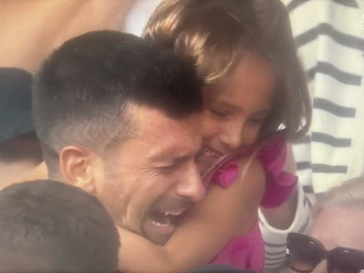 Finale de tennis #DjokovicAlcaraz à #Paris2024 
Novak Djokovic a plié le game… #GOLD 
Le #GOAT du tennis, c’est bien lui…
Quel mental !!!!!!!!!!!
#Respect 
Même si je préfère Roger Federer et John McEnroe….
