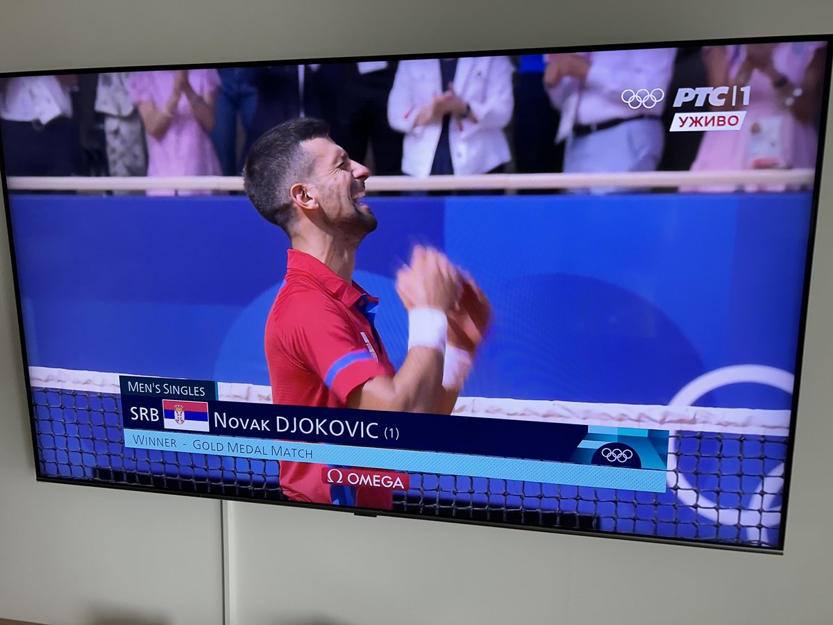 tomicstwitt's tweet photo. Today is a great day to be Serbian 💪💪💪🇷🇸🇷🇸🇷🇸 Proud of Novak 👏 https://t.co/Z9vDteAPMq