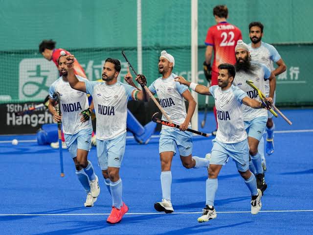 What a spectacle, winning with a red card and qualifying for the semis. <a href="/TheHockeyIndia/">Hockey India</a> we are here to rule ✨🏑

#OlympicGamesParis2024 
#WhataMatch #hockey #india