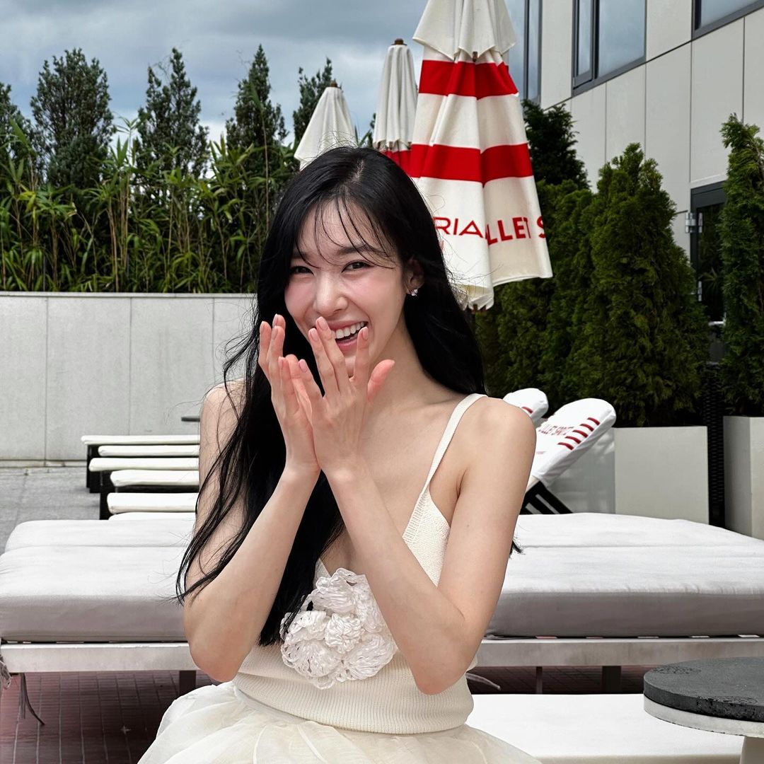 TiffanyProjects's tweet photo. Tiffany Young from sooyoungchoi

#17SummersWithSNSD 
#소시소원_다시피어나는_우리의Seventeen 
#TiffanyYoung #티파니영 #티파니 #young1 #Sooyoung https://t.co/AN1jJIRIdu