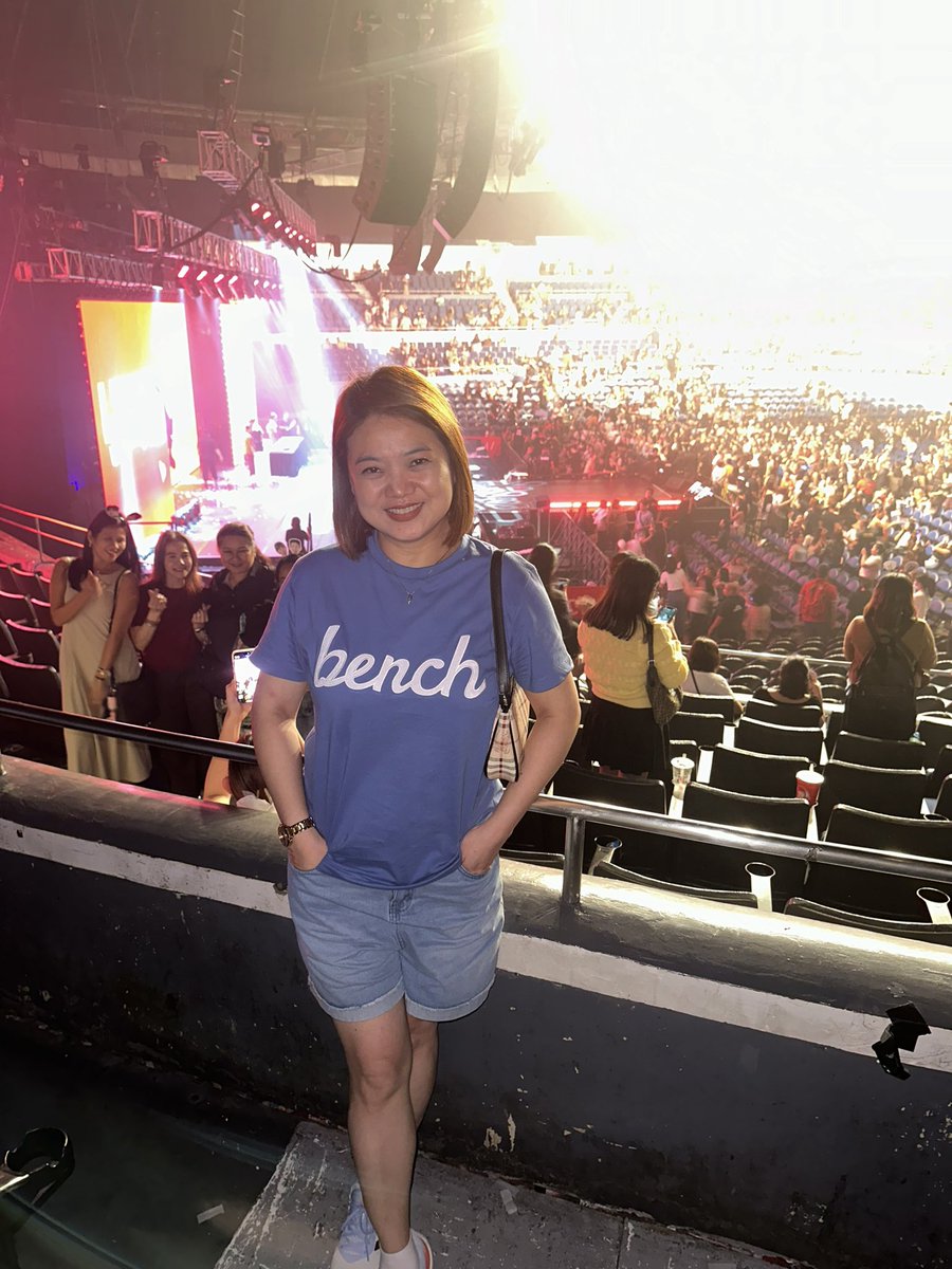 yeppeunnunamiso's tweet photo. Thank you to my ultimate HEALER for this memorable night. Oppa Wookie jeongmal gamsahago da-eum-e tto mannayo
#BenchMomentsWithJiChangWook
#BENCHxJICHANGWOOK
#GlobalBenchSetter
#LowerBox https://t.co/i3VFEprlMA