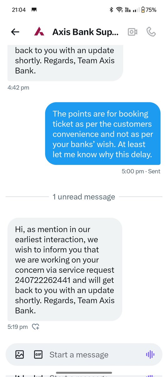 cbpradeesh's tweet photo. Complaint registered on 22 July. No resolution, no edge miles still in my account. Asked for clarification yesterday. Still no replies. This looks like a scam. @AxisBank @AxisBankSupport . Pls give a time line for resolution. Such a horrible customer service you have. https://t.co/kqZ0sFjWXt