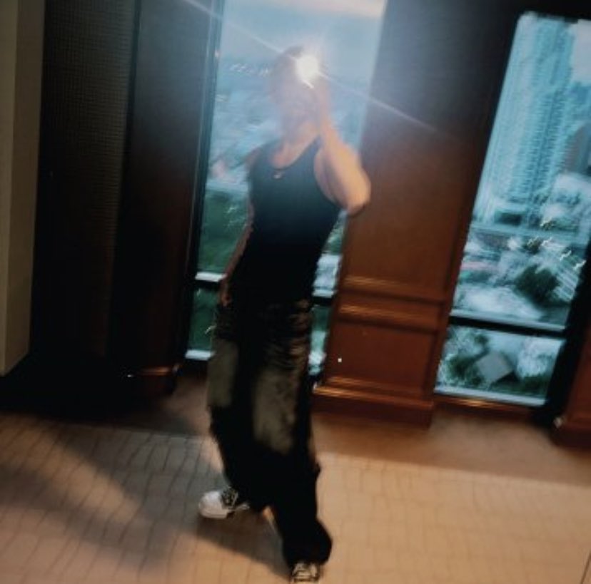 HoshiArab's tweet photo. 🎸|
— تحديث هوشي عبر الانستقرام 
🐯: 🎞️📸

#HOSHI #호시
04.08.24 https://t.co/IkYqES61lg