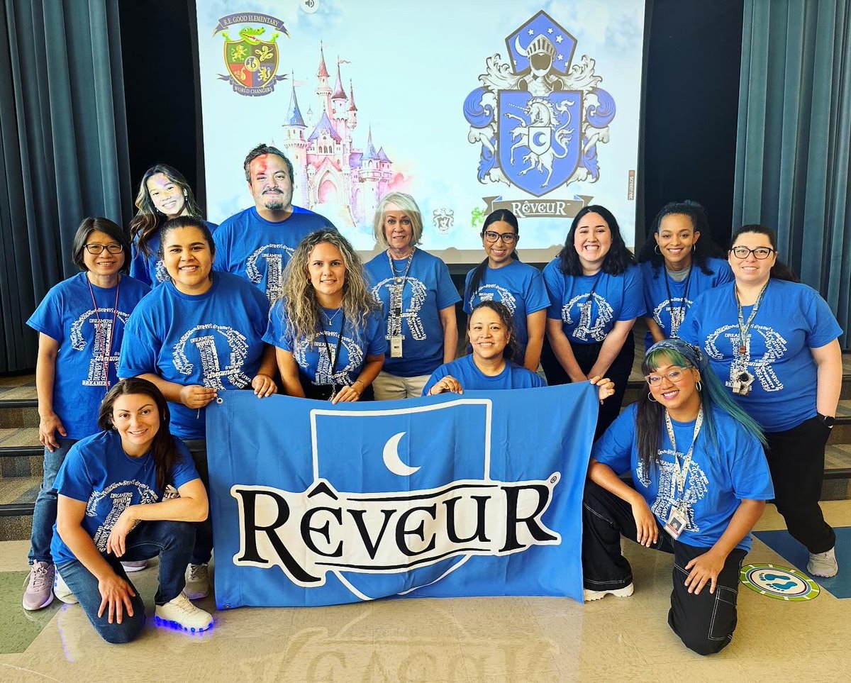 Dorothy0rtiz's tweet photo. Fun - first full day of PD - with my Good Gators!! I'm officially in the House of Amistad!! #Friendship #PepRally #GoodGators #FourHousesOneFamily #WelcomeToTheSwamp
β€οΈπππ€ππ https://t.co/bpsJ5Apiiw