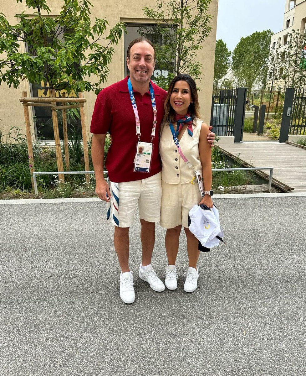 massunico's tweet photo. Eres una tremenda persona y deportista @Francrovetto 🇨🇱👏❤️
Felicitaciones por tu gran carrera y por esta medalla de oro 🥇en @Paris2024 😄💪 https://t.co/LaTTRGfcUG