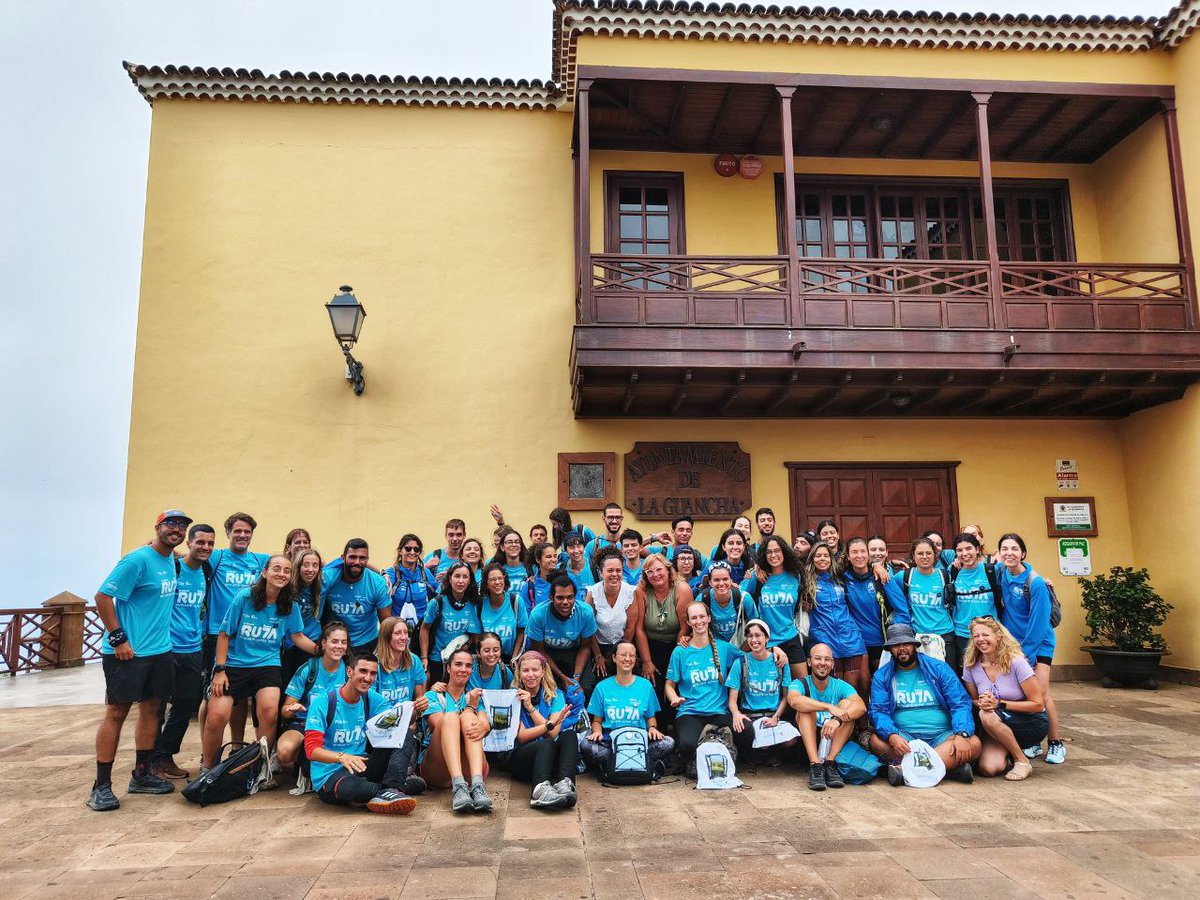 ¡Ya estamos en Tenerife! 
Queremos dar las gracias al <a href="/aytoguancha/">Ayuntamiento La Guancha</a> por su recibimiento 😊
#RutaSiete tiene muchas ganas de dejar su huella positiva en esta preciosa isla 👣🩵