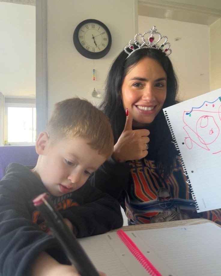 Findley les manda saludos.