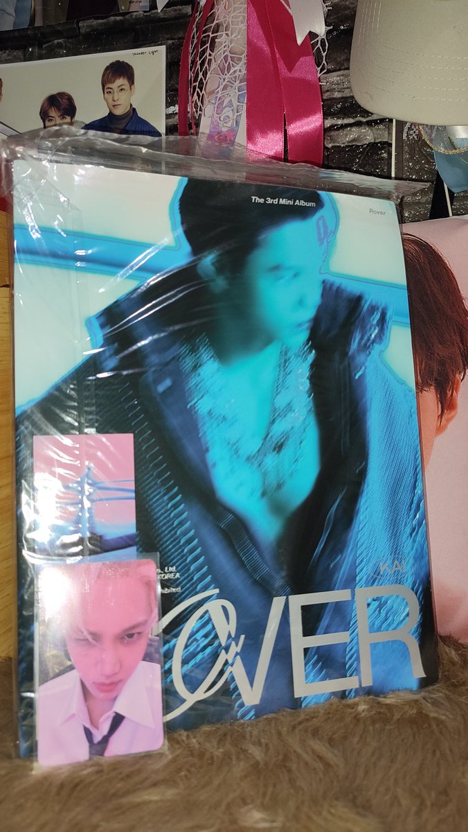 Bangsthebest's tweet photo. 👉 EXO-L 10TH ANNIVERSARY GIVEAWAY 🫶

-1 Kai Rover album unsealed but with pc 
-1 official EXO random pc
SF on winner

-drop the tags below
-ends tomorrow
 
EXO-L 10th Anniversary✨
L1485 FOR LIFE
#10YearsWithEXOL
#ADecadeOfEXOLove
#EXOL10thAnniversary
#EXO #엑소 @weareoneEXO https://t.co/0WmeRsQCIv
