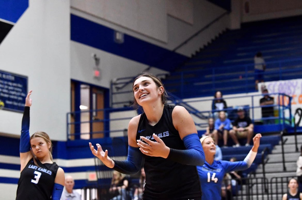 snr szn starts tonight!! 🏆🥇 #midnightmadness #revengetour #allfor1