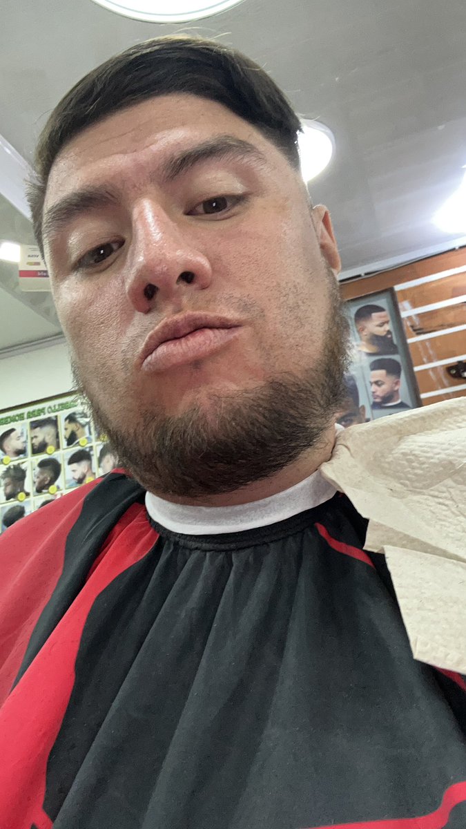 DanniRod's tweet image. Llegué de la barbería Bonito y limpio , nuevecito de paquete 📦