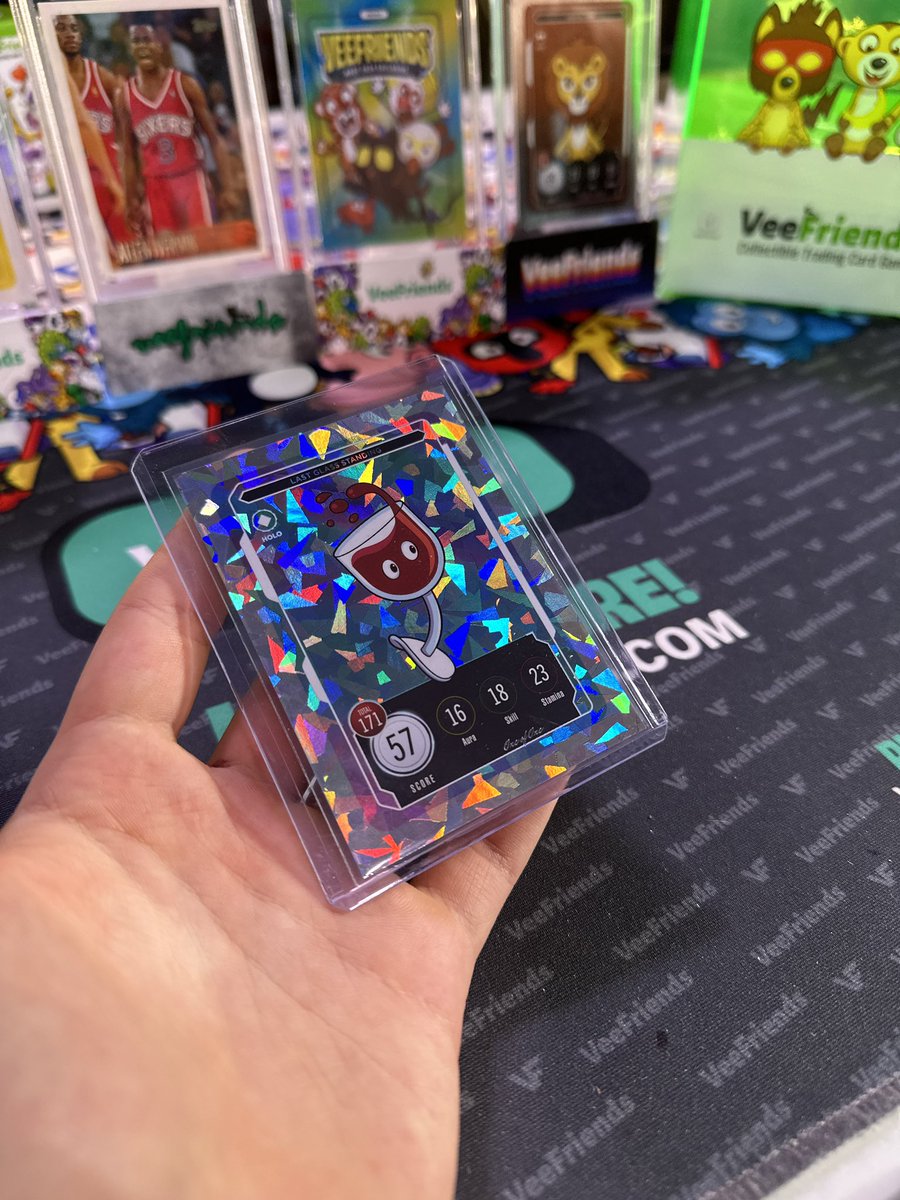 VeeFriends Cards tweet media