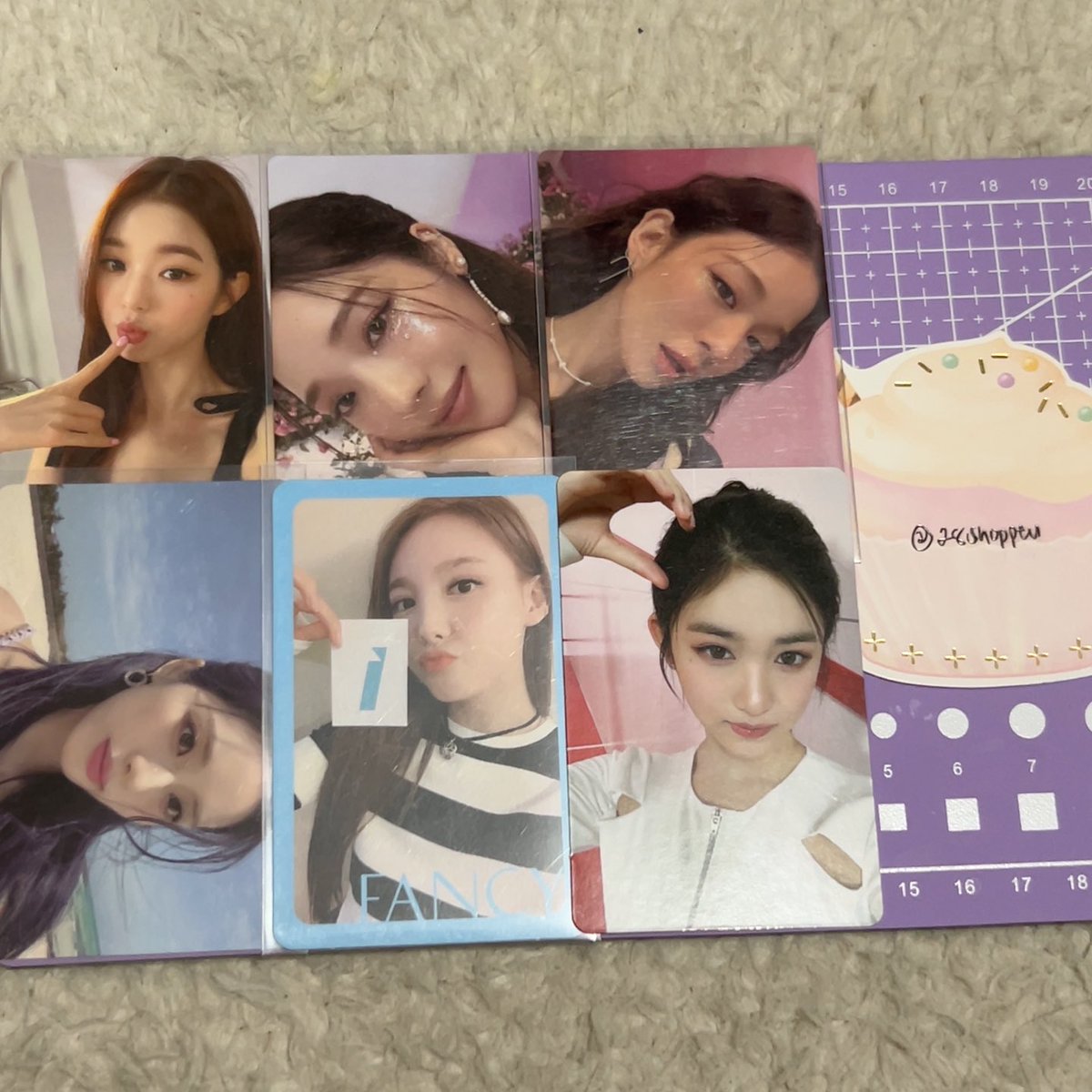 wts lfb ph ! ♡ 

🌷 assorted gg set

       300php set ~

- 50 ea, x to sensitive
- payo / 3days dop
- rcbyt kshoppeu.carrd.co

🏷️ : wonyoung poke hapa kristin jisun chaeyoung jiwon fromis_9 umw from my memento box nayeon fancy leeseo half hearr