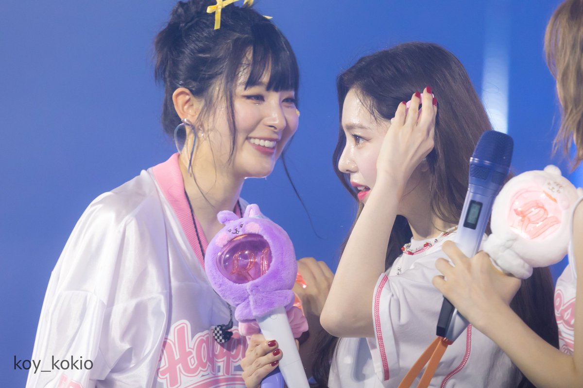 koy_kokio's tweet photo. 240804 Seulgi &amp; Irene - Fancon day 3 #Seulgi #Irene #RedVelvet #아이린 #레드벨벳 #주현 #슬기 #아슬   (Preview) 🩷💛 https://t.co/Zg4iDbWHpx