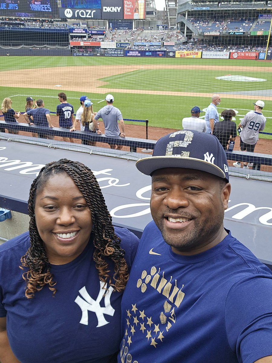 BigRockDolo's tweet photo. @Yankees #RepBX https://t.co/zKyeh1bBzK