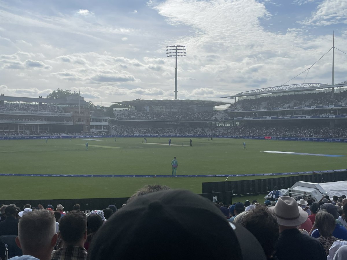 Sam Currans Barmy Army