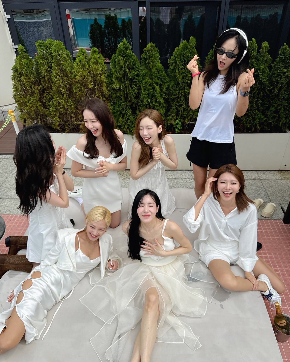 Sherry_Sjh0628's tweet photo. #소녀시대 #GirlsGeneration #SNSD #GGFOREVER
#17SummersWithSNSD
#소시소원_다시피어나는_우리의Seventeen
💓💓💓💓💓💓💓💓 https://t.co/OblJg8il6d