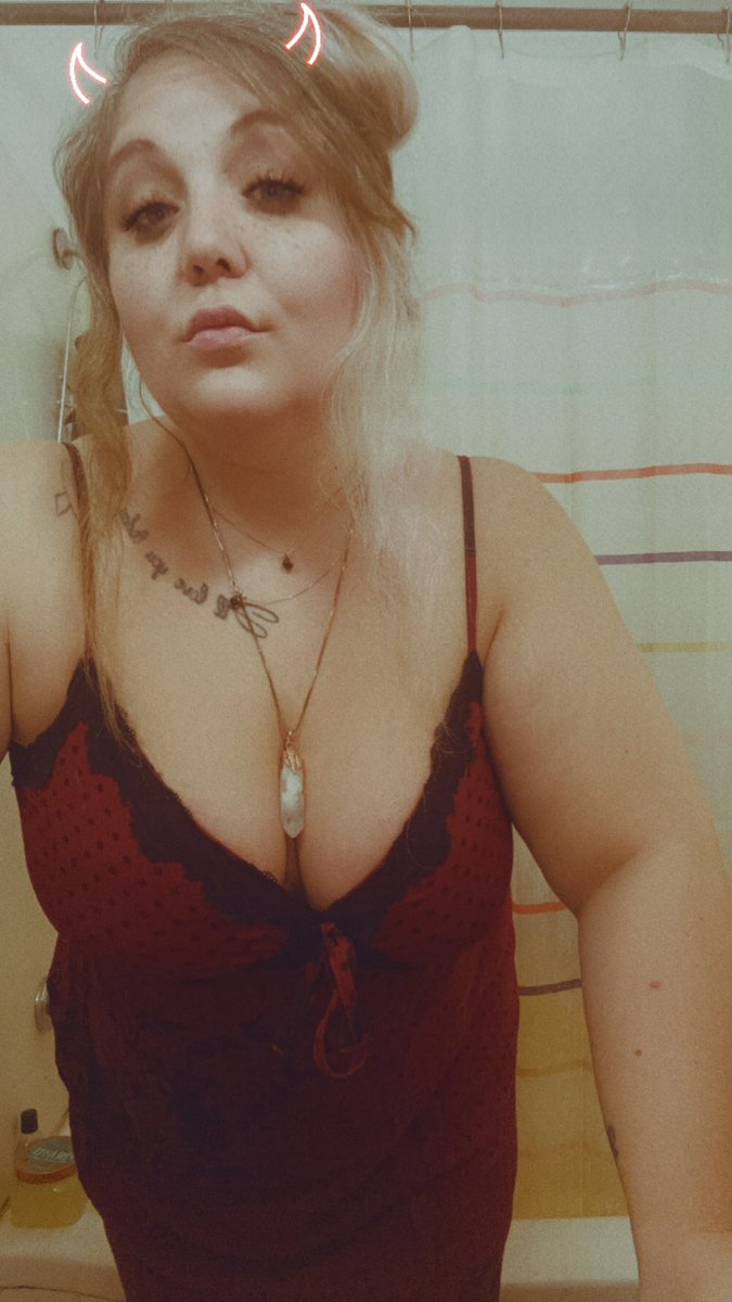 brittheravendor's tweet photo. Mm, she the devil 😈
She a bad lil’ bitch, she a rebel

I went shopping. Loving that this dress gives me Practical Magic vibes #sinfulsunday #oofd #brat #goodgirl #chubby https://t.co/h56eunhiIA