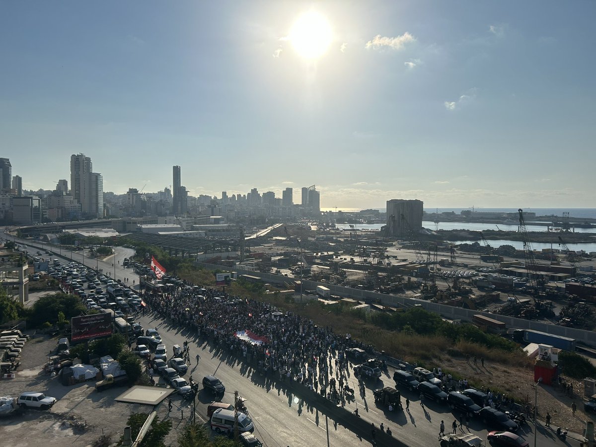 ArthurSarradin's tweet photo. 🇱🇧 4 ans ont passé depuis l’explosion du port de Beyrouth. 

Pas un centimètre de justice n’a été rendu… les victimes, ne sont plus qu’à un maigre rassemblement annuel de l’oubli. https://t.co/mSBYur89bJ