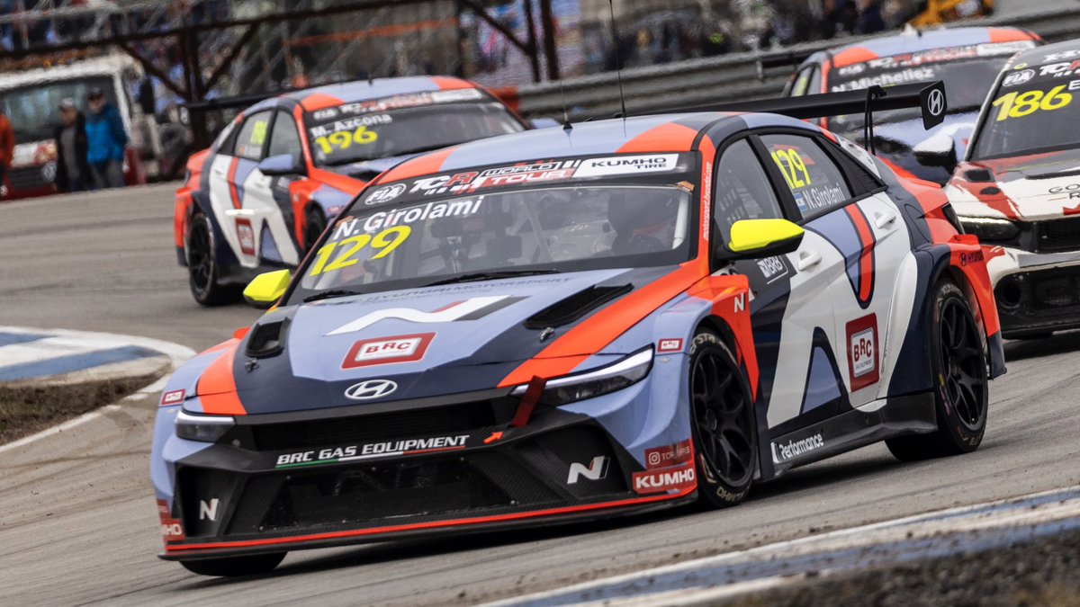 🚀 Flying formation

#TCRWorldTour