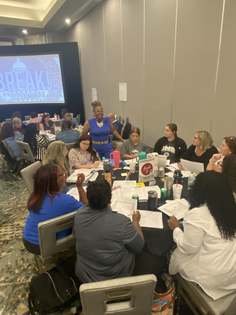 MsSassy_Teacher's tweet image. Helping these teachers focus on intentional instruction was such a pleasure. I am looking forward to supporting @MobilePublicSch middle school ELA teachers this year. #LearningLaunch #growingGREATNESS