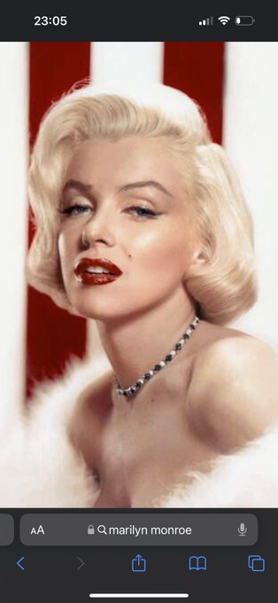 Do you think this hairstyle will suit me??? I just need my hair to grow a little bit more. 🥹 https://t