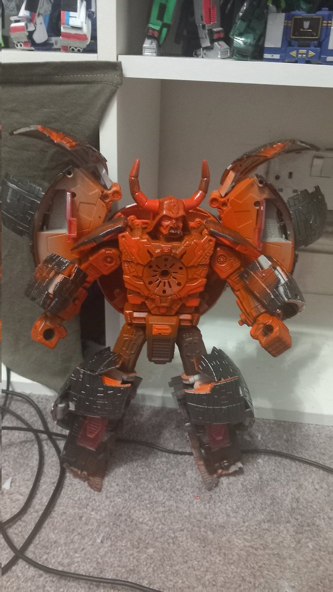 MotoristMayhem's tweet image. Working on a certain chaos bringer